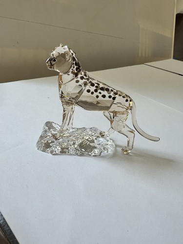 Swarovski crystal scs cheetah - scs,