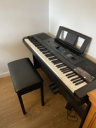 Yamaha portable grand dgx 650 - yamaha,