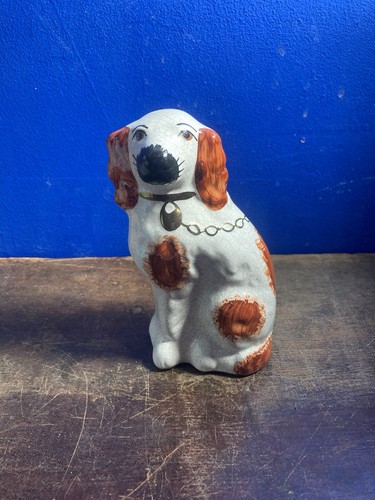 Staffordshire style dog - style,