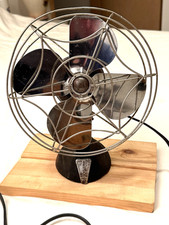 Vintage 1950s Eskimo 1100R