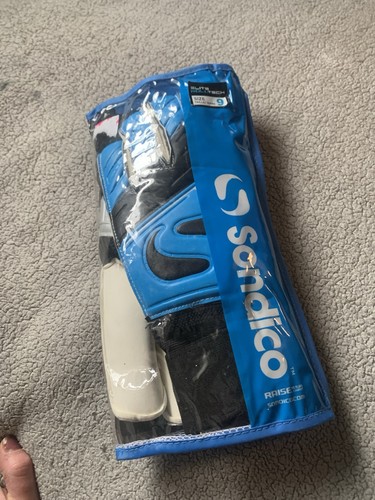 Football gloves - gloves,