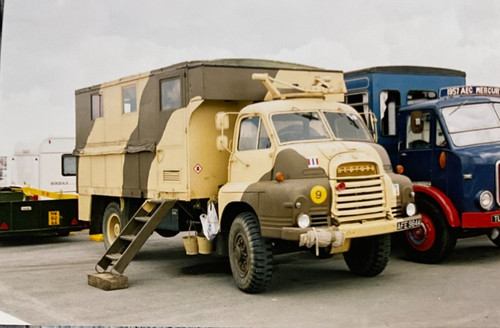 Bedford military vehicle - bedford,