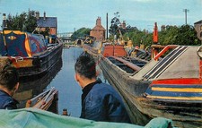 Postcard-:CANAL BOATS, NARROW