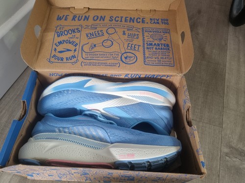 Womans brooks adrenaline gts - brooks,