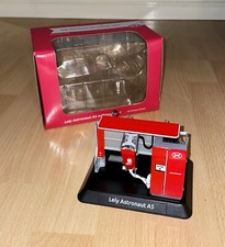 AT COLLECTIONS 1:32 SCALE LELY ASTRONAUT A5 MILKING ROBOT