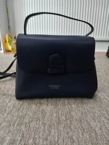 Burberry navy bag - navy,