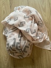 Women's Scarf
