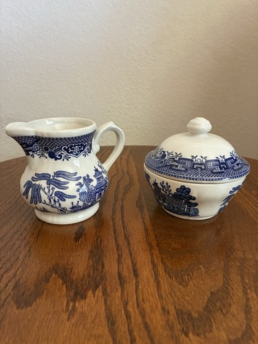 Vintage churchill blue willow - churchill,