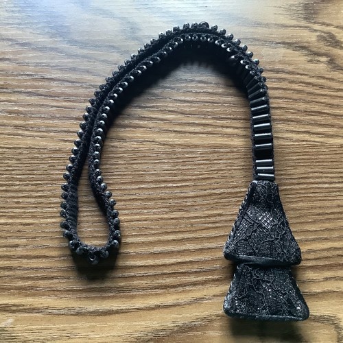 Black bead leztovka - bead, russian