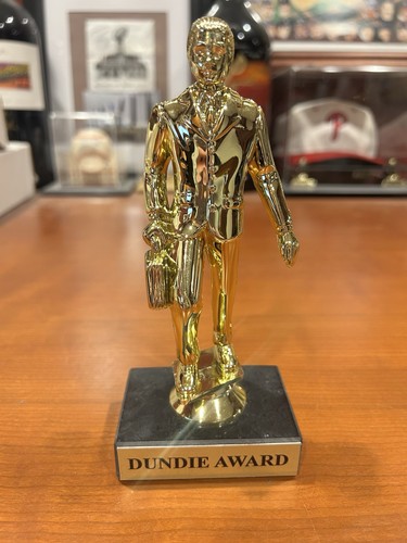 The office dundie award - the,