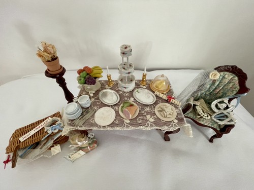 Vintage dolls house - dolls,