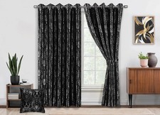 METALLIC SILVER FOIL DAMASK