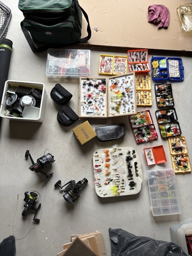 Fly fishing gear - gear, lot