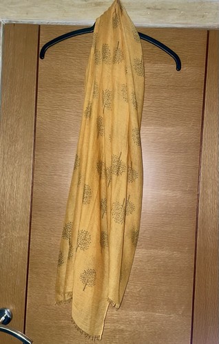 Mulberry tree life yellow - of,