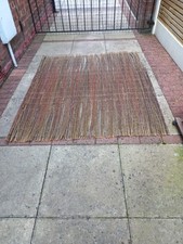 NATURAL WILLOW GARDEN FENCE SCREENING 1.8M HIGH...1.5M WIDE NEW UNUSED.