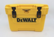 DeWalt 10 Quart Lunchbox