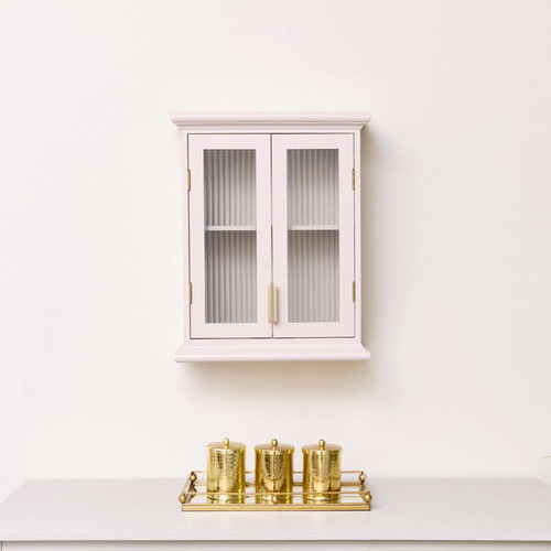 Pink reeded glass wall - reeded,