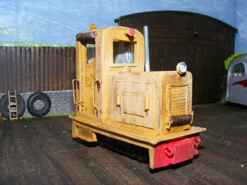 Diesel loco 7mm scale - o.9, 9mm