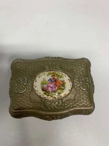 Vintage reuge music - vintage, saint