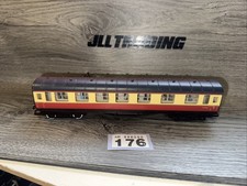 Hornby R.442 Br 57 FT Stanier Corridor Coach M4330 No Couplings Weathered