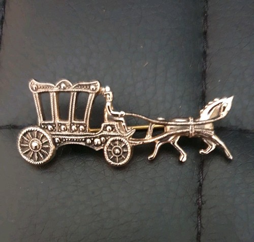 Vintage gold tone horse drawn - vintage,