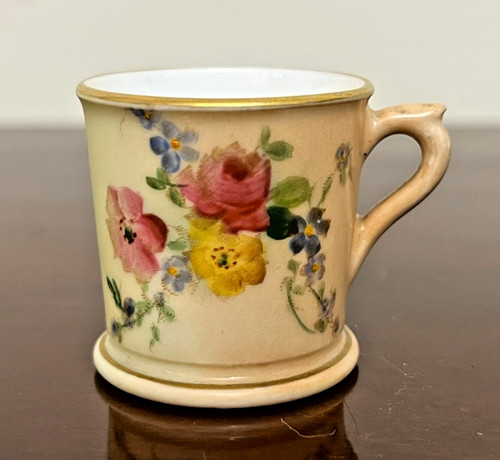 Royal worcester miniature mug - worcester,