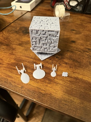 Star trek borg - cube, &
