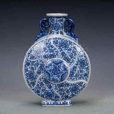 Beautiful Replica of Ming Dynasty Era Classic Blue & White Vase