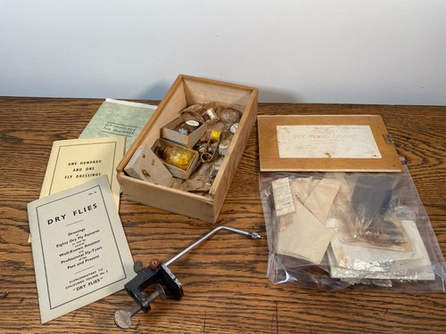Vintage veniard fly tying kit - veniard,