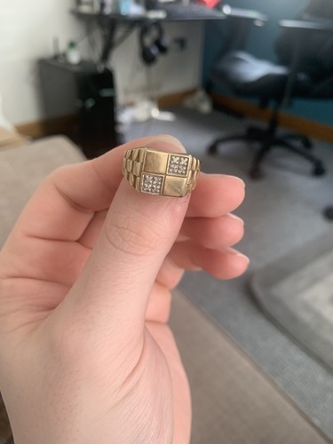 9ct yellow gold diamond - , ring