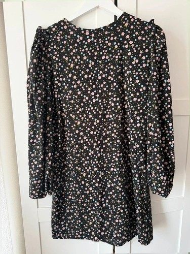 Boohoo size black ditsy - size,
