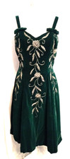 Vintage 1950s Binns Ltd Edinburgh Green Velvet Cocktail Dress Size M Beading