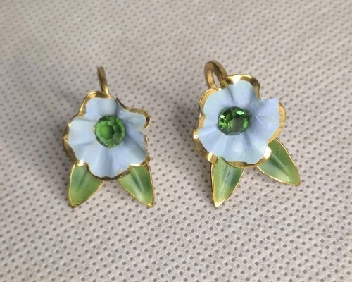 Vintage blue and green metal - green,