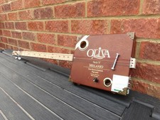 3 STRING HOMEMADE FRETTED LEFT-HANDED ACOUSTIC/ELECTRIC CIGAR BOX GUITAR.