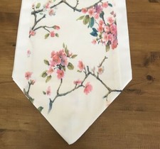 Table Runner Cherry Blossom
