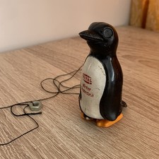 Ramp Walker Penguin Figure