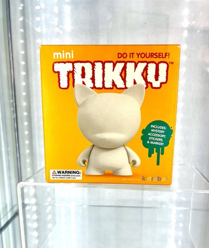 Kidrobot diy mini munny - kidrobot,