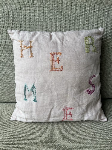 Hermes pink linen cushion - hermes,