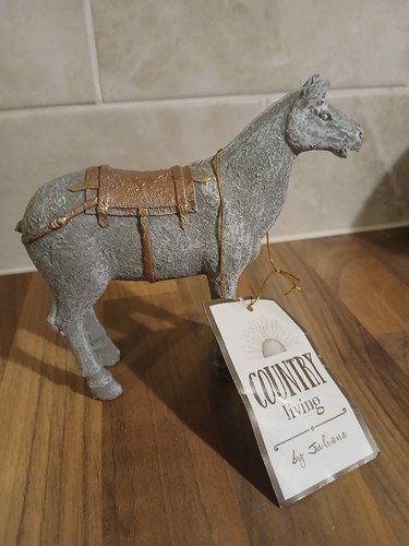 Horse figurine country - horse, living
