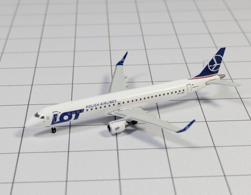 Lot polish airlines embraer - lot,