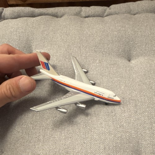 Herpa wings united boeing - united, 747