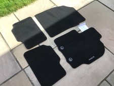 GENUINE FLOOR MATS FOR TOYOTA AYGO X AUTO 2022-2024 VELOUR SET OF 4 BLACK