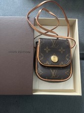 LOUIS VUITTON MONOGRAM
