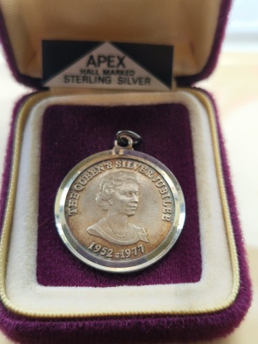 1977 queen elizabeth - 1977, ii