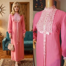 Vintage 60s Pink Lace Crepe