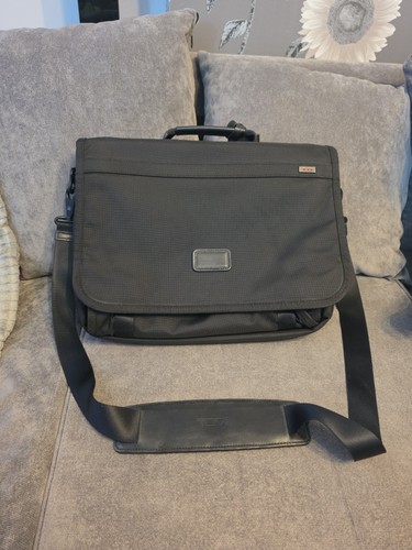 Tumi alpha 26192dh - tumi, black