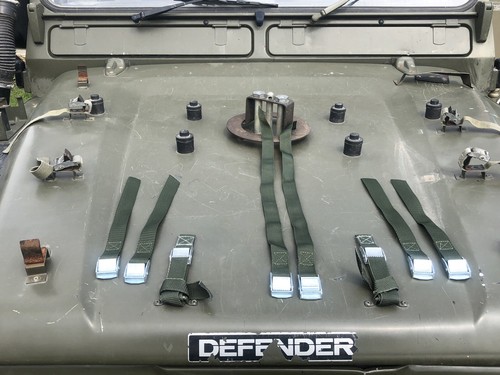 Military land rover wolf - land,