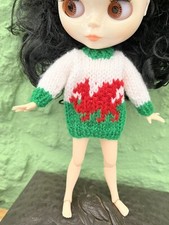 Blythe Size doll hand knitted