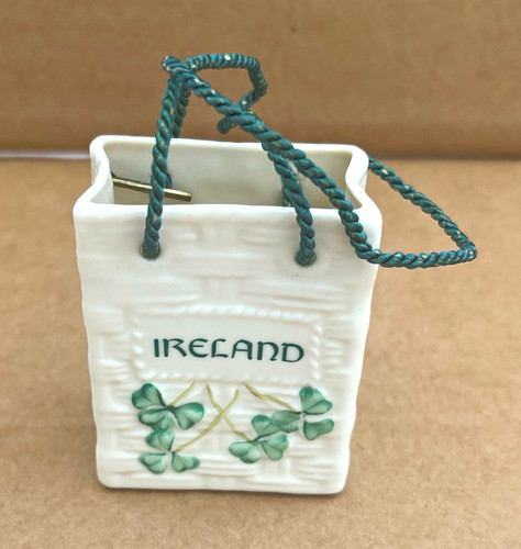Belleek ireland 2000 - 2000, porcelain
