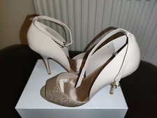 Untold Damsel Satin Shoes Size